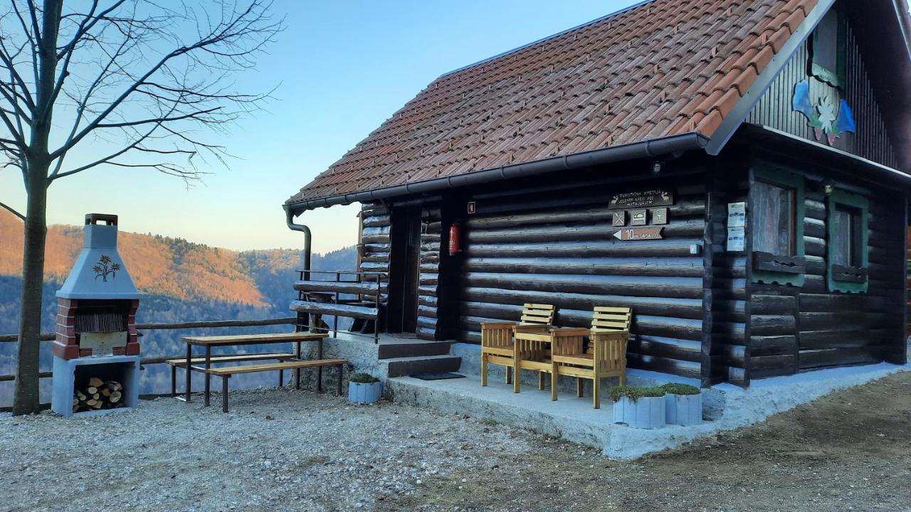 Jelenov Breg Pod Matajurem Villa Kobarid Buitenkant foto